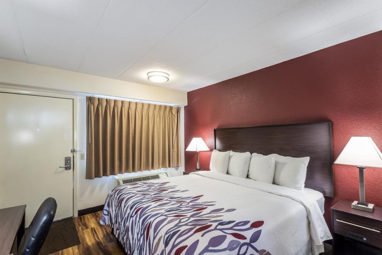 Red Roof Inn Milwaukee Airport Ок-Крик Экстерьер фото