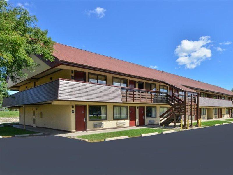 Red Roof Inn Milwaukee Airport Ок-Крик Экстерьер фото