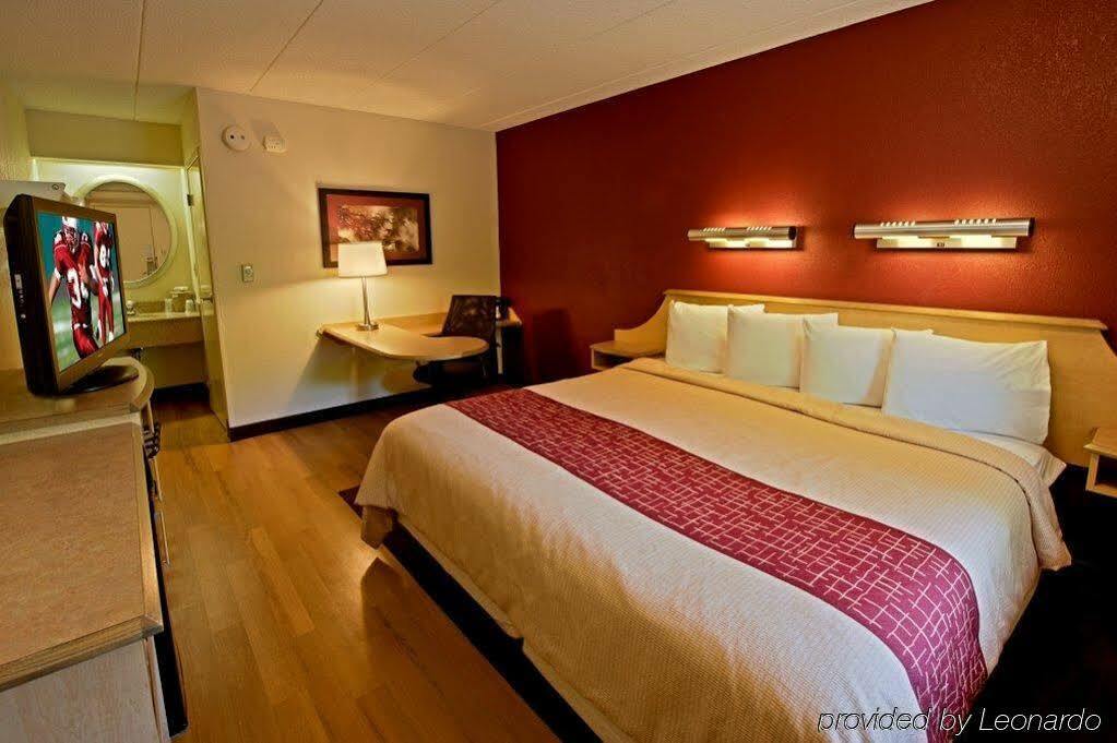 Red Roof Inn Milwaukee Airport Ок-Крик Экстерьер фото